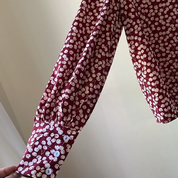 C+D+M Collection Cherry Print Flowy Blouse Balloon Sleeves Ruffle Split Neck - Picture 5 of 16